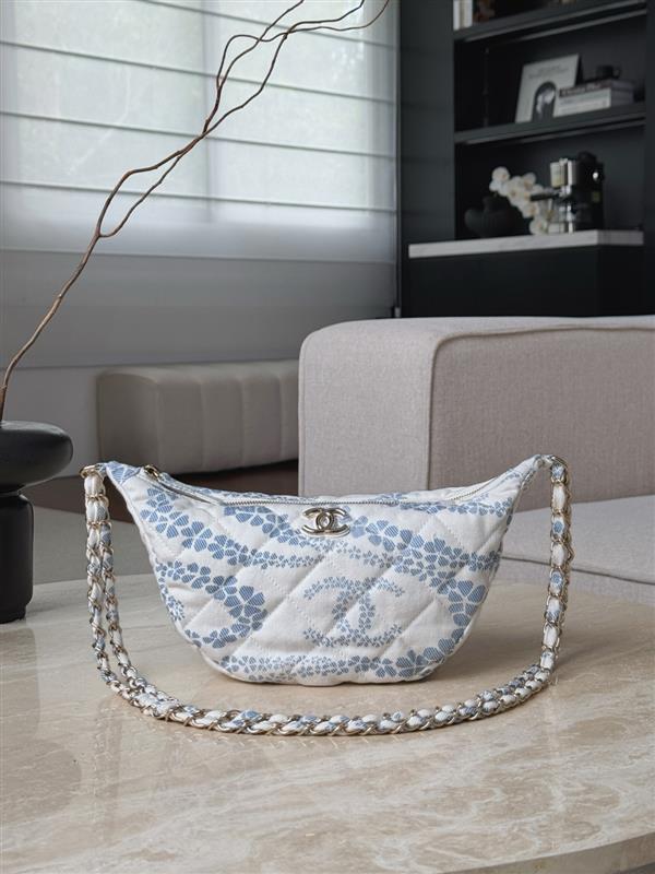 2026127214756417 800